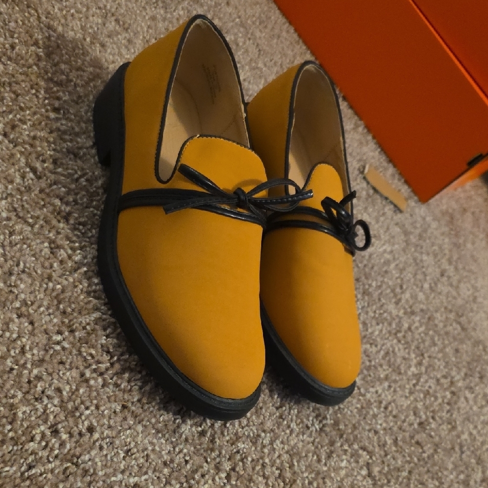 Journee Collection Tan and Black Loafers